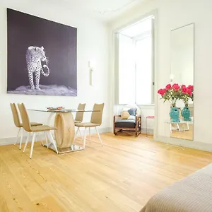 Superb In Historical Centre Apartment Lisbon